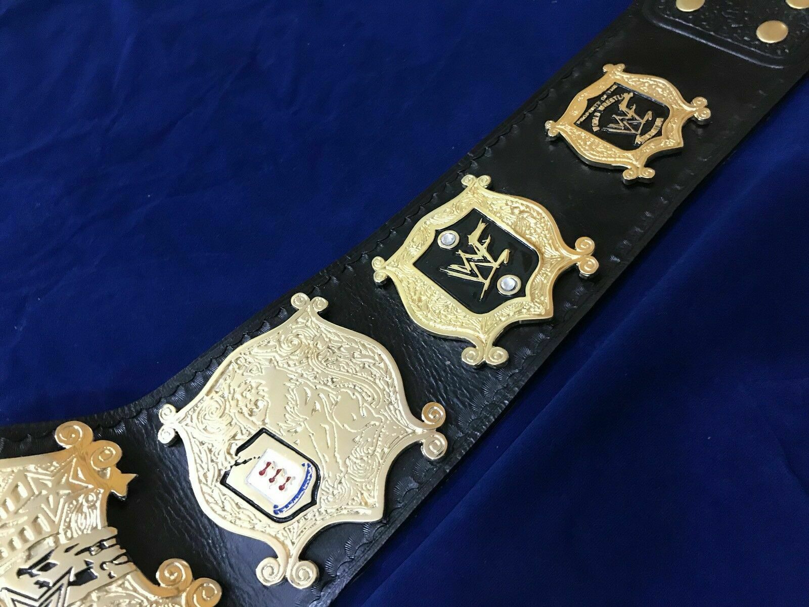 The Undertaker Undisputed Heavy Weight Championship Belt 4MM AA-5005.